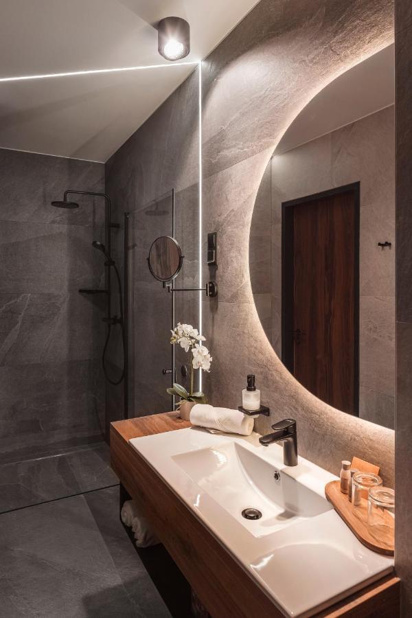 Mediterraneo Luxury Room Esztergom Exterior foto